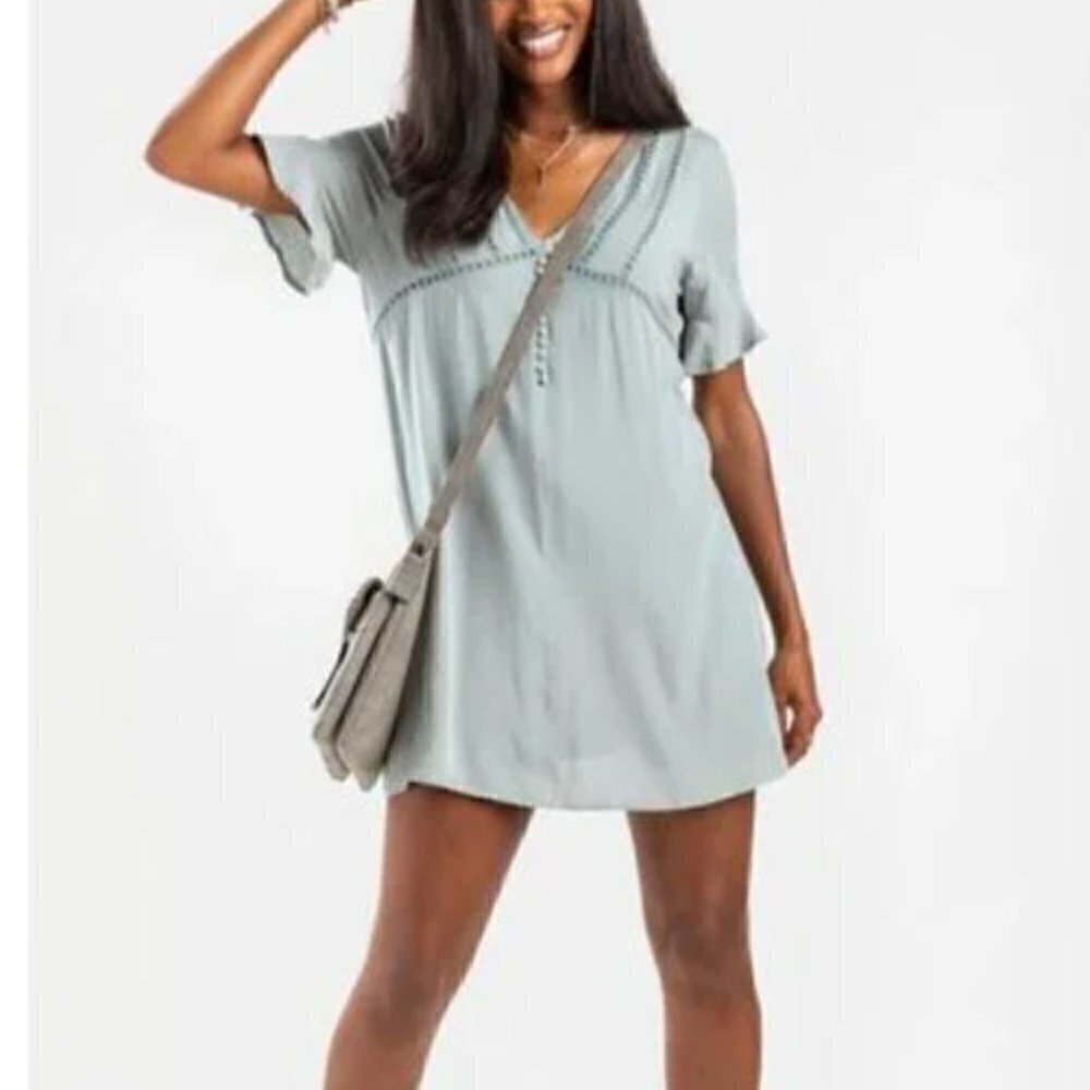 Blue Rain Francesca's Women's Size XXS Mini Dress Sage Green Crochet Faux Button